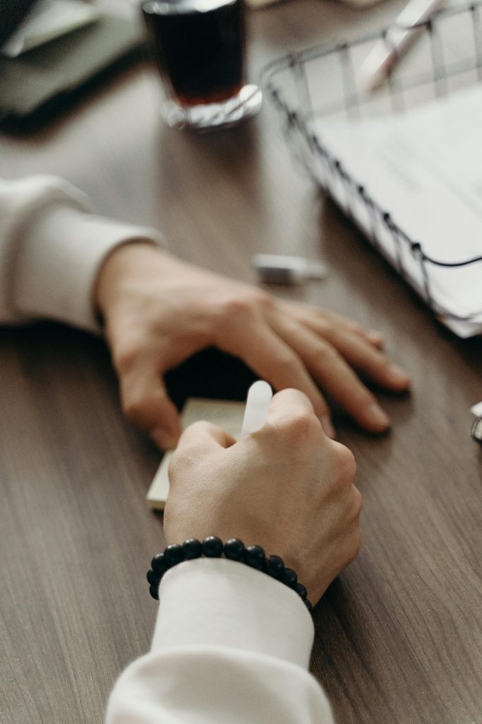 pexels cottonbro 7441375